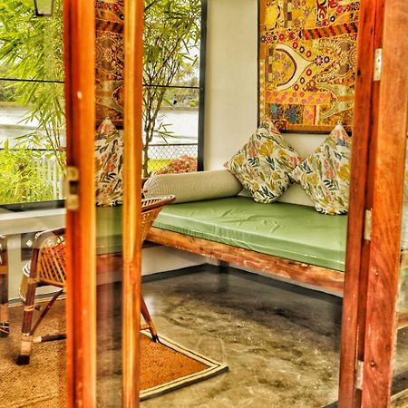 Vala House Hotel Cseráj-part Kültér fotó